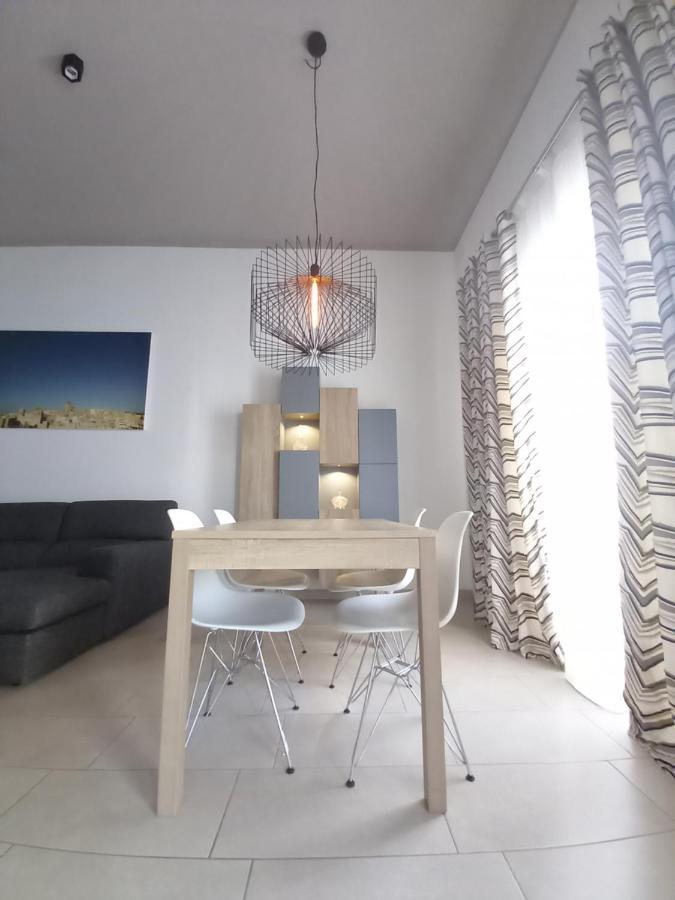 Ayla House Hébergement de vacances Birżebbuġa